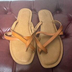 Universal Thread Tan Cross-Strap Sandals